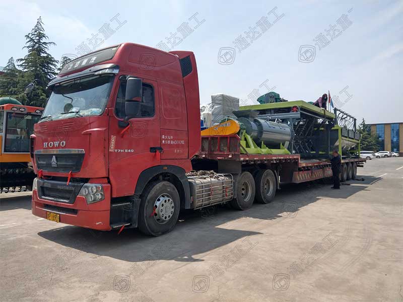 有機(jī)肥生產(chǎn)線(xiàn)設(shè)備裝車(chē)完畢，即將發(fā)往安徽安慶